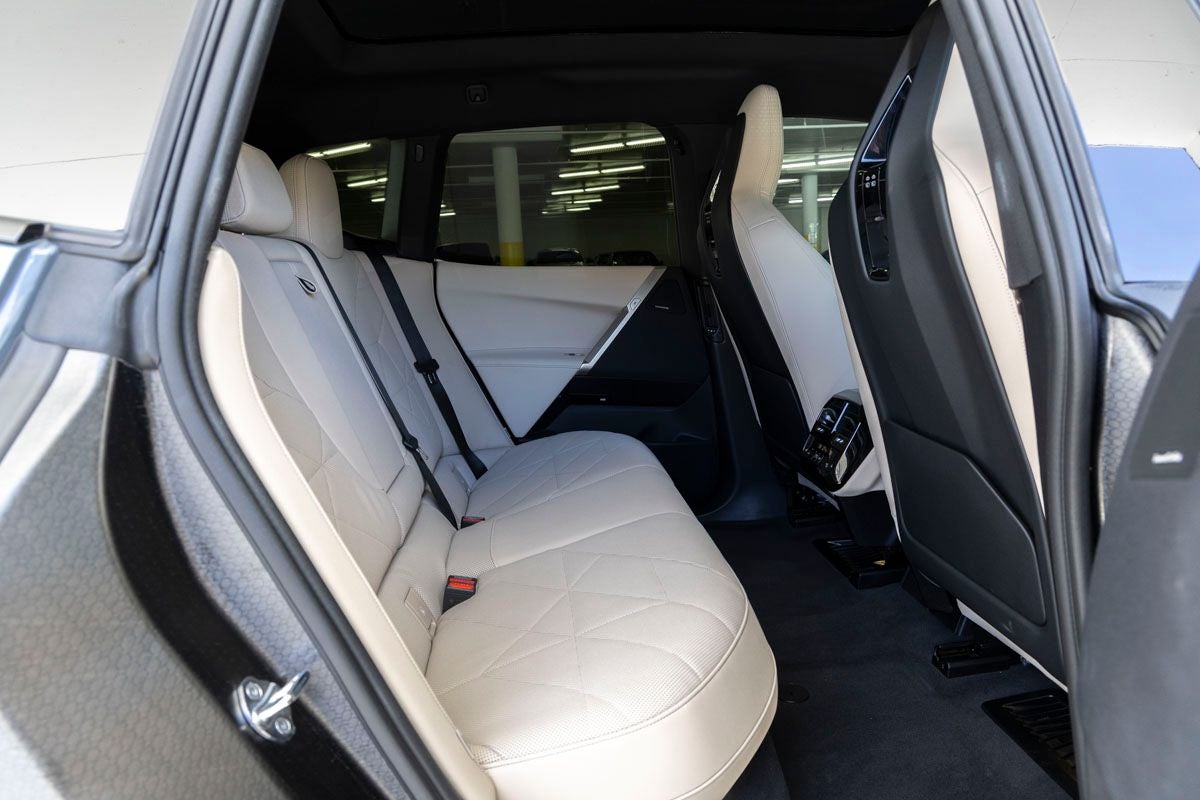 2023 BMW iX xDrive50 xDrive50