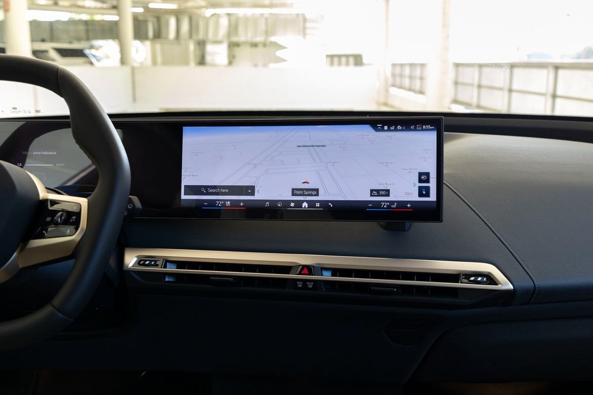 2026 BMW iX xDrive45