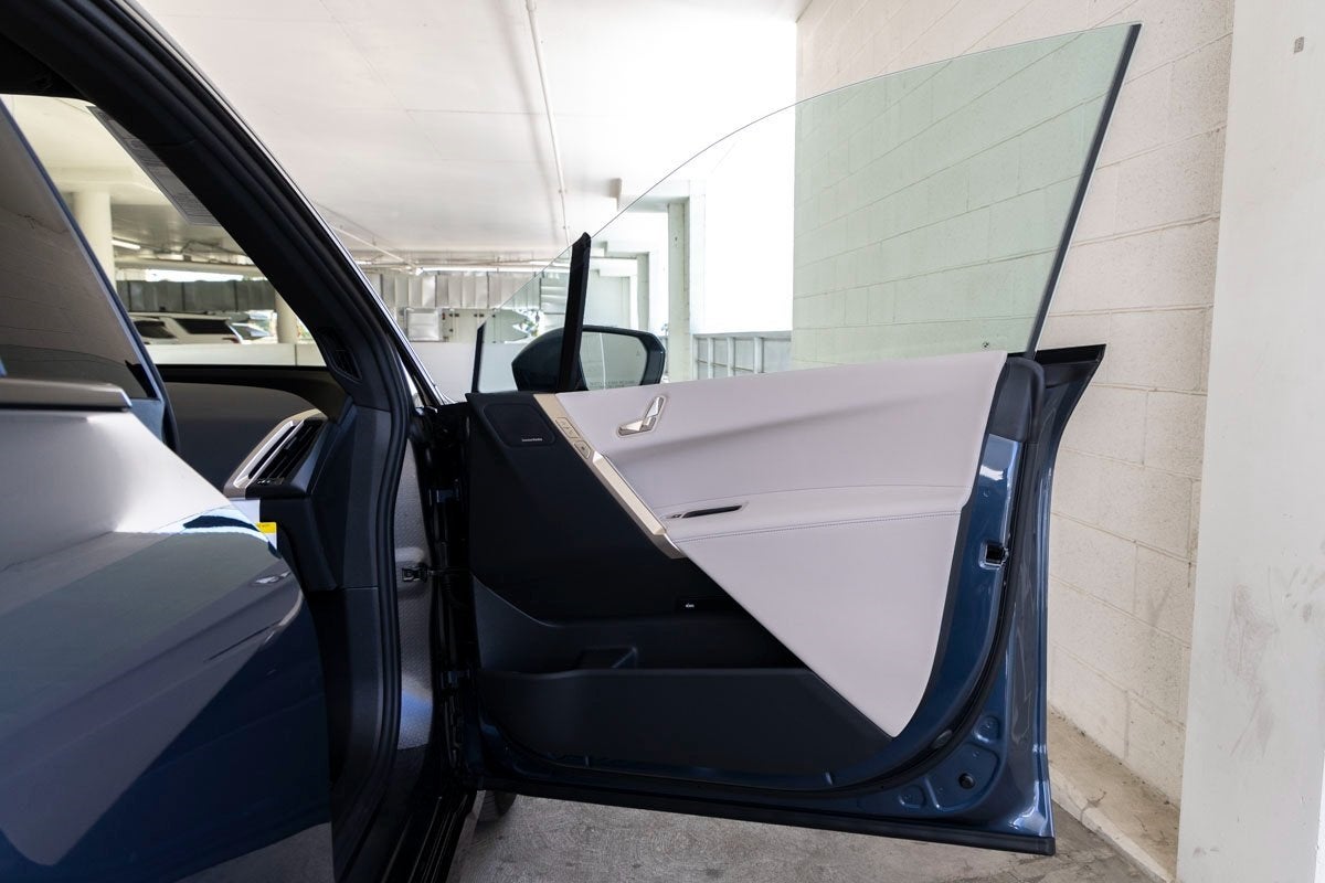 2026 BMW iX xDrive45