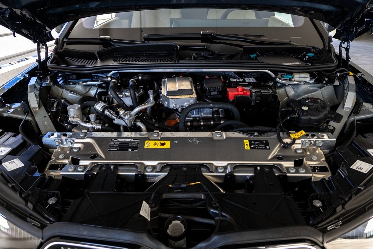 2026 BMW iX xDrive45