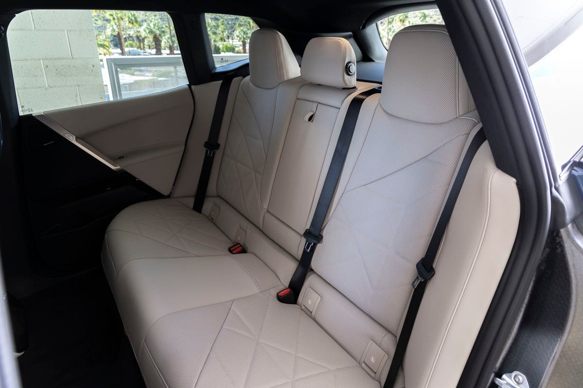 2026 BMW iX xDrive45