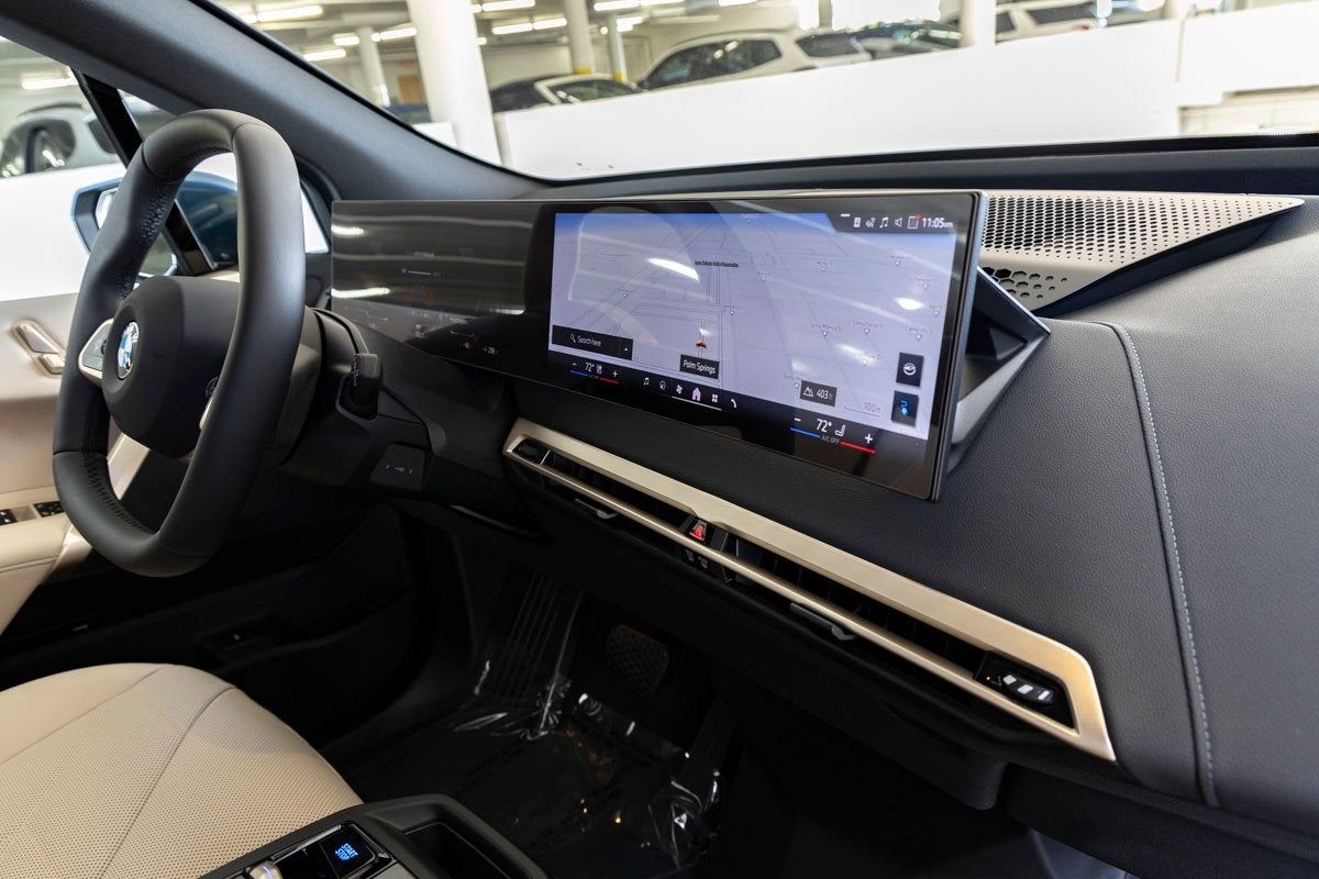 2026 BMW iX xDrive45