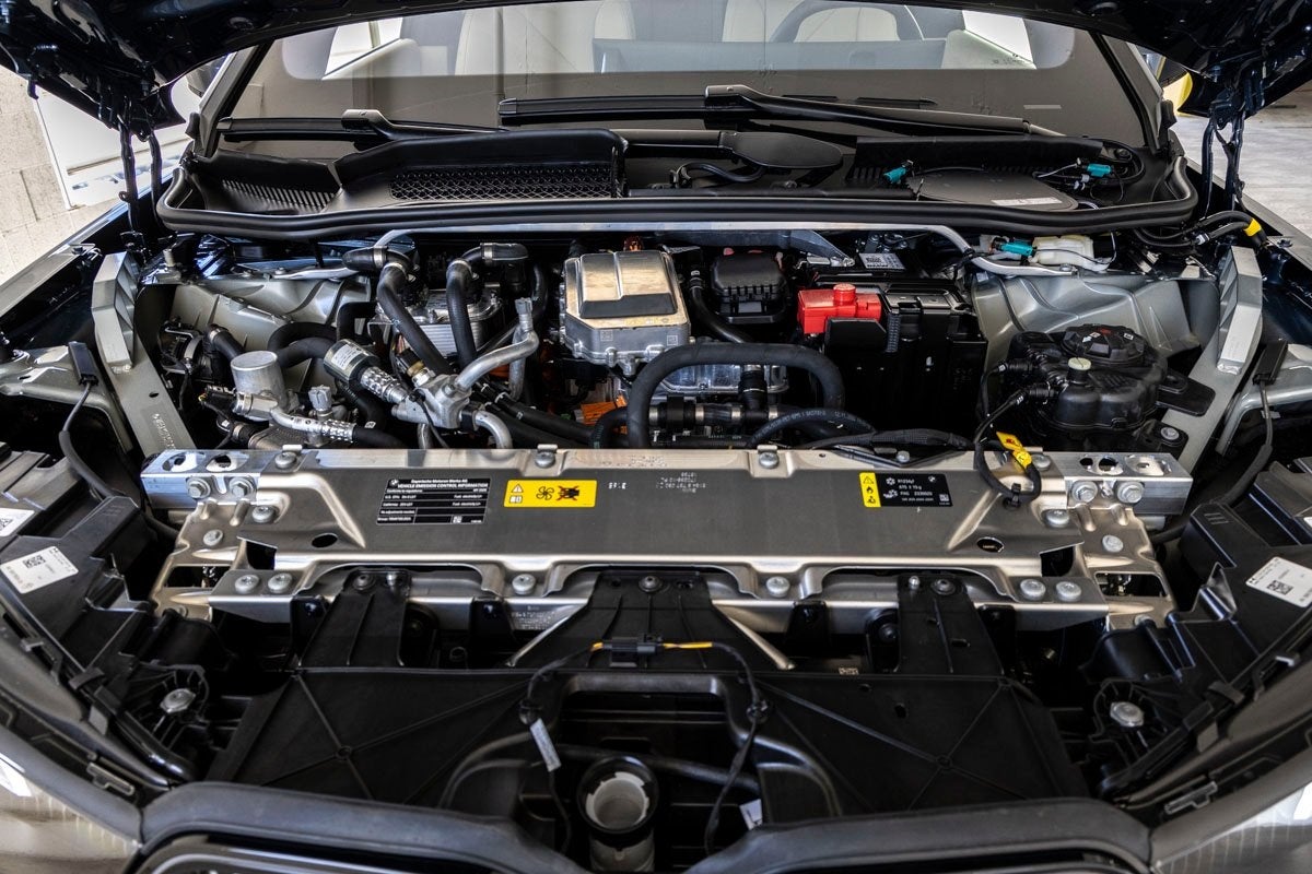 2026 BMW iX xDrive45