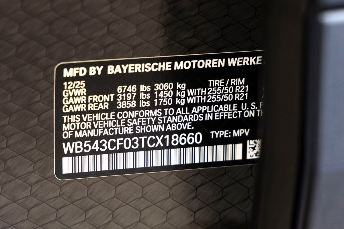 2026 BMW iX xDrive45