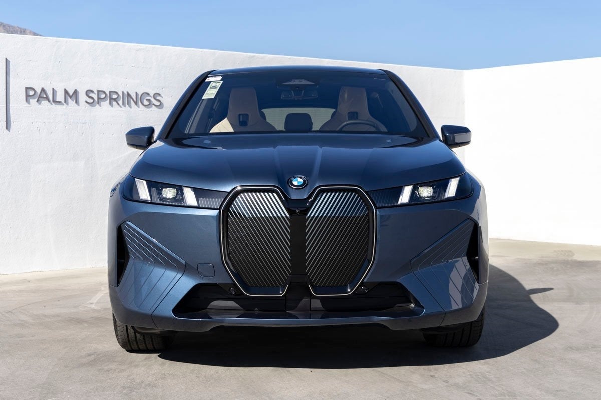 2026 BMW iX xDrive45