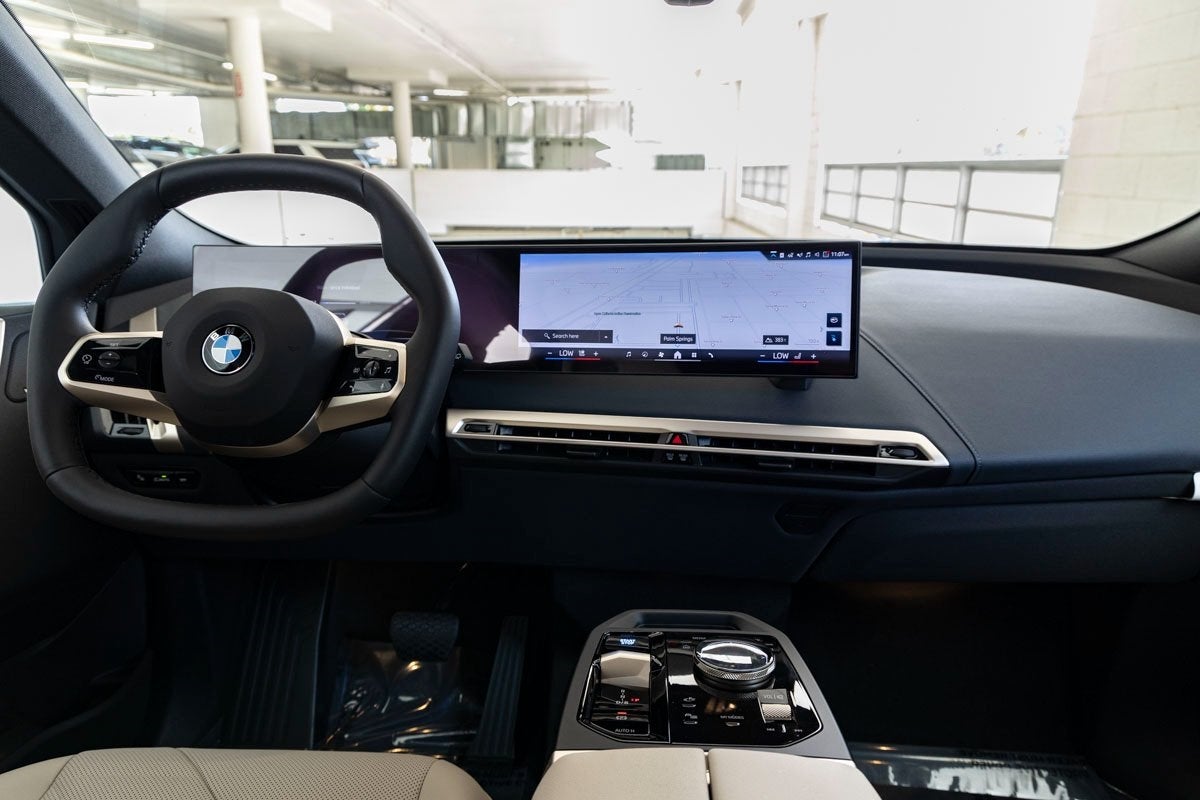 2026 BMW iX xDrive45