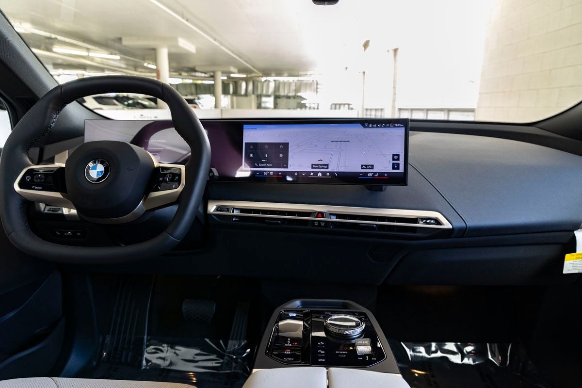 2026 BMW iX xDrive45