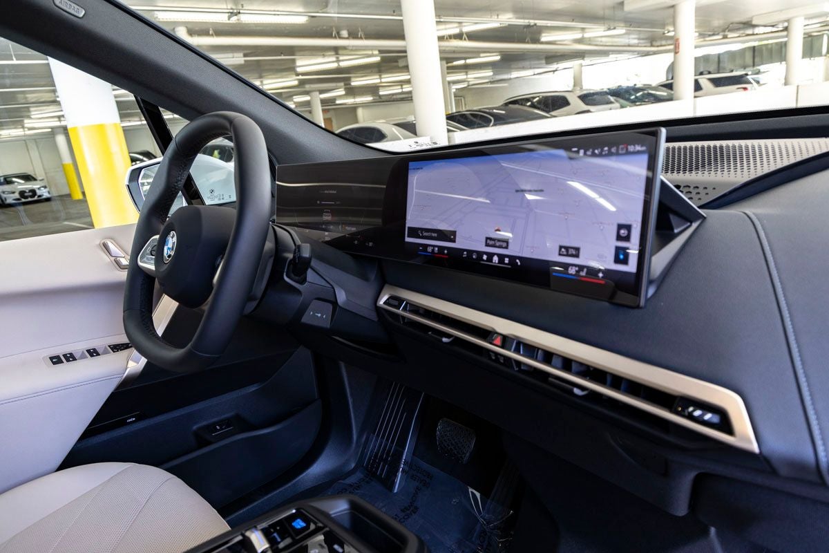 2026 BMW iX xDrive45