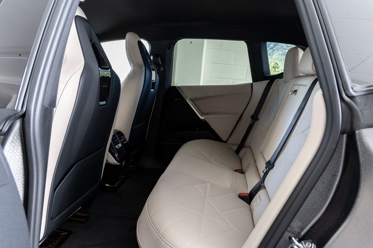 2026 BMW iX xDrive45