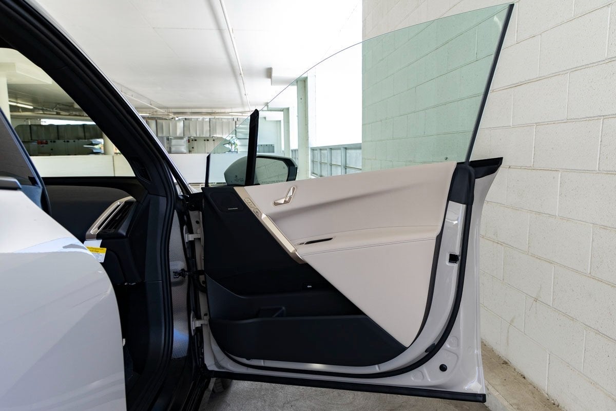 2026 BMW iX xDrive45