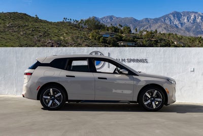 2026 BMW iX xDrive45