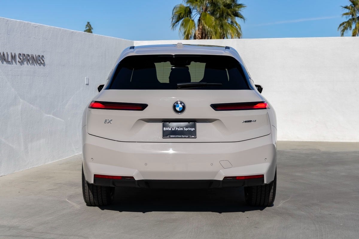2026 BMW iX xDrive45