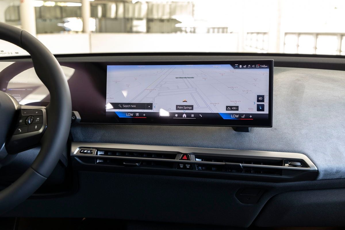 2026 BMW iX xDrive45