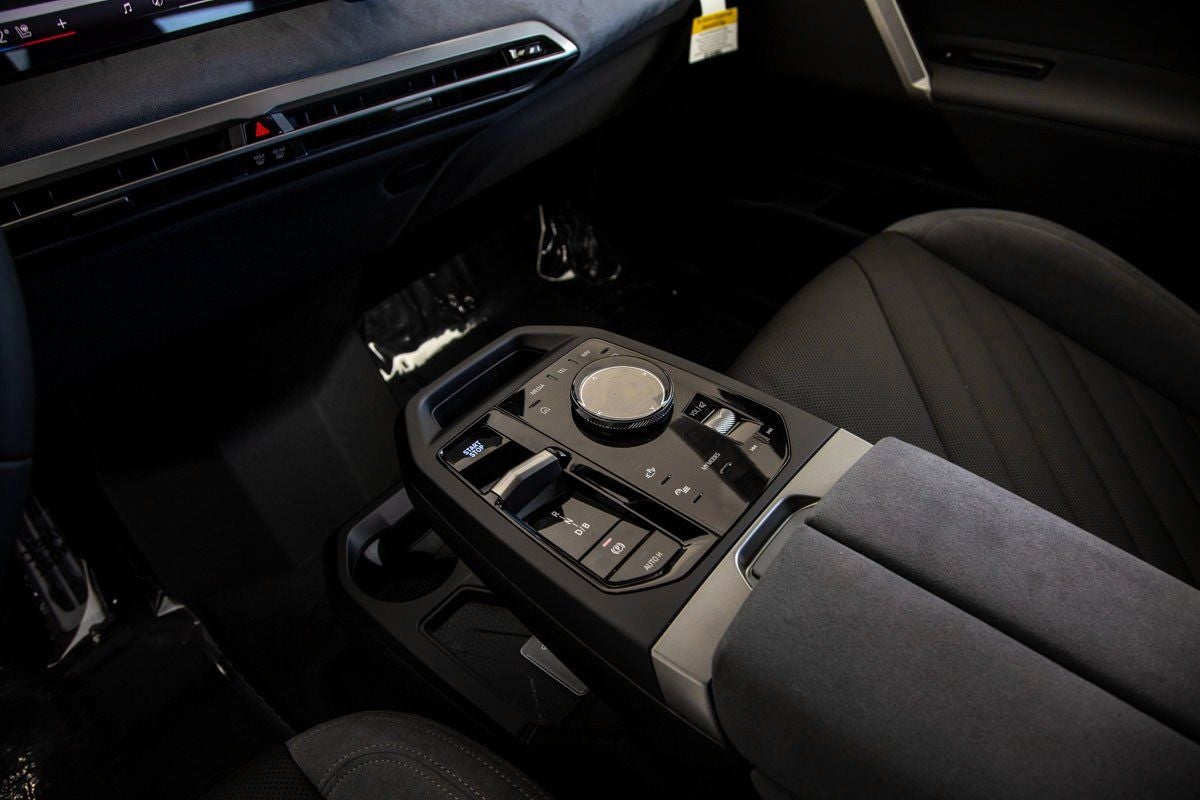 2026 BMW iX xDrive60