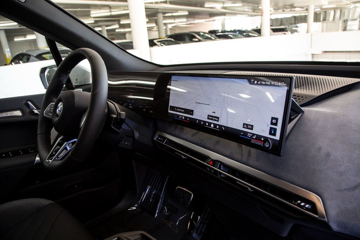 2026 BMW iX xDrive60