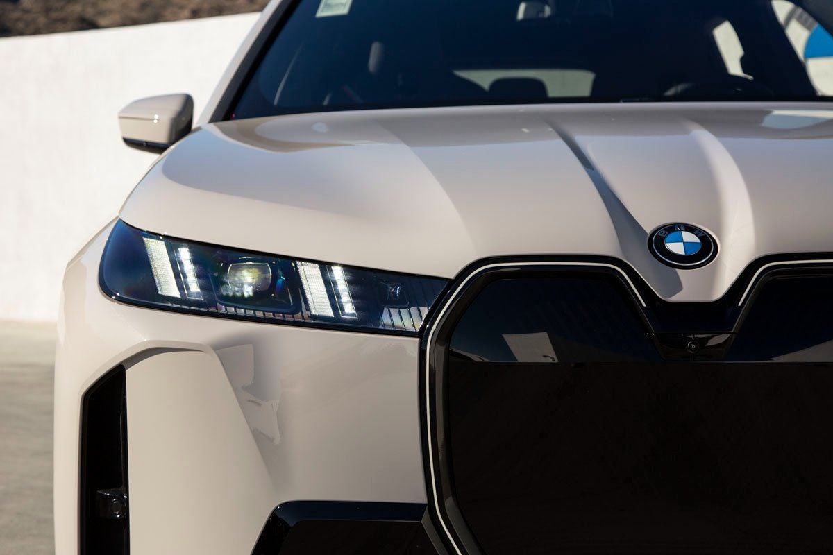 2026 BMW iX xDrive60