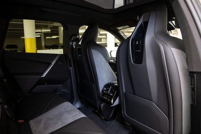 2026 BMW iX xDrive60