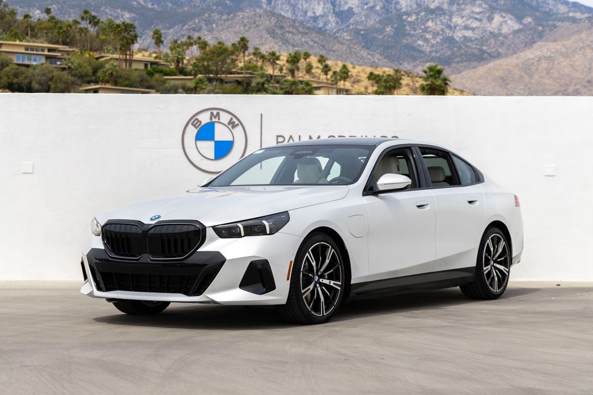 2026 BMW 550e 550e xDrive