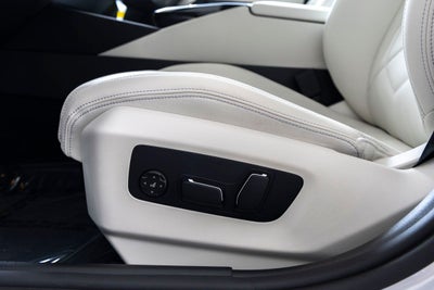 2026 BMW 550e 550e xDrive