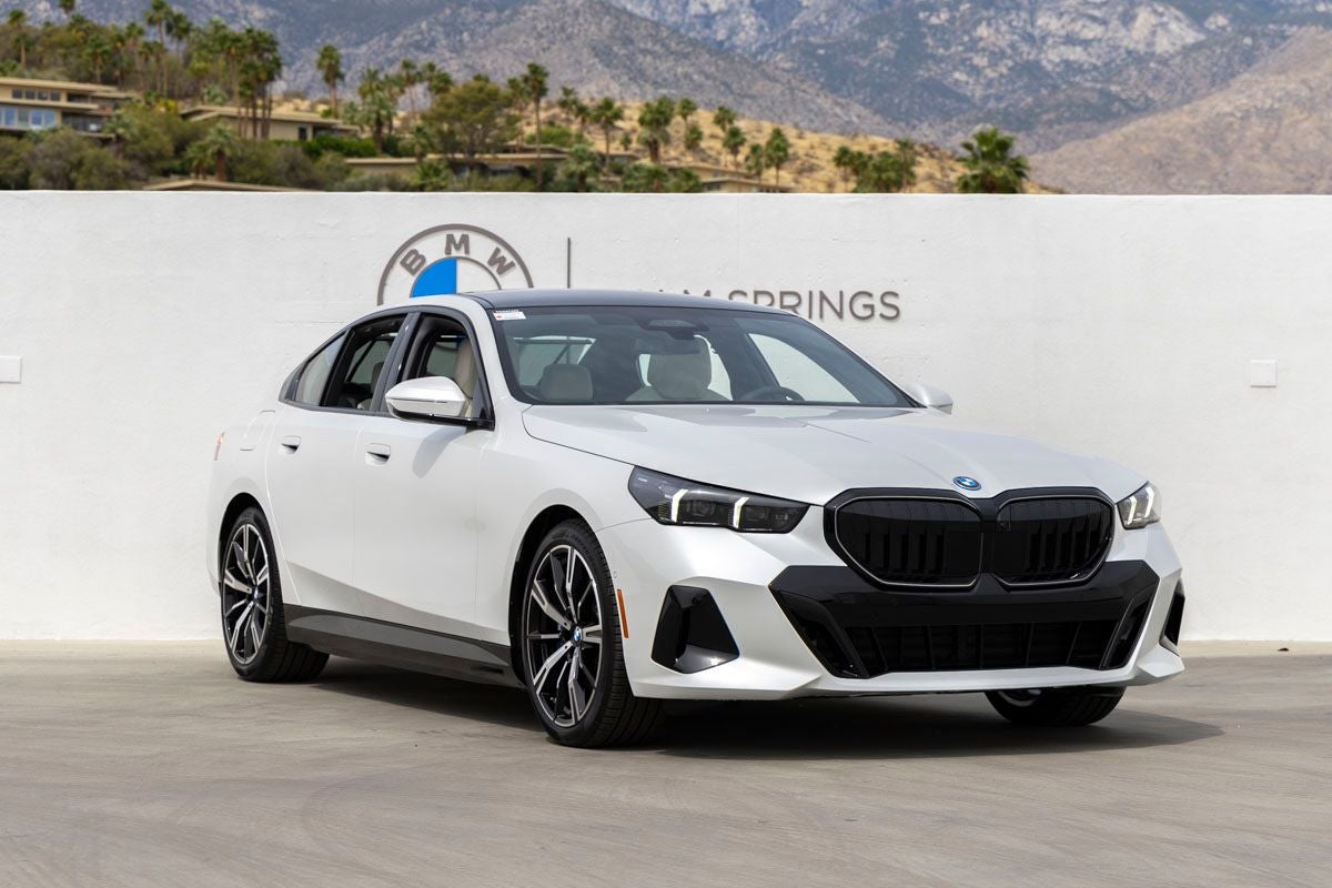 2026 BMW 550e 550e xDrive