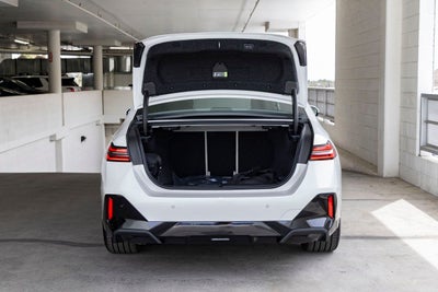 2026 BMW 550e 550e xDrive