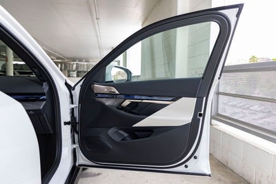 2026 BMW 550e 550e xDrive