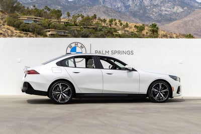 2026 BMW 550e 550e xDrive