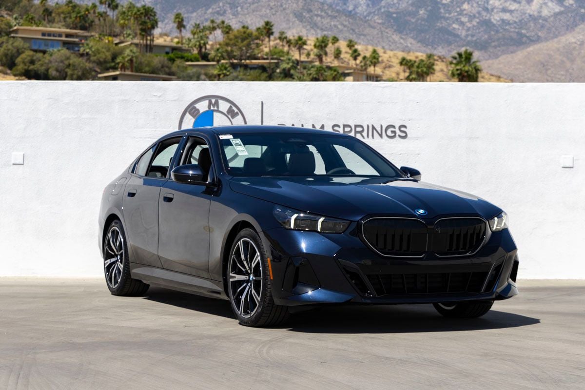 2026 BMW 550e 550e xDrive