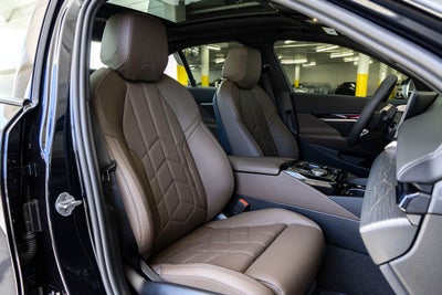 2026 BMW 550e 550e xDrive