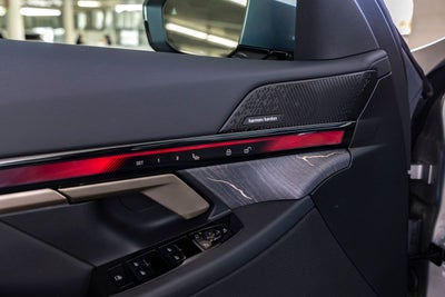 2026 BMW 550e 550e xDrive