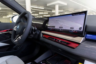 2026 BMW 550e 550e xDrive