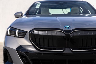 2026 BMW 550e 550e xDrive