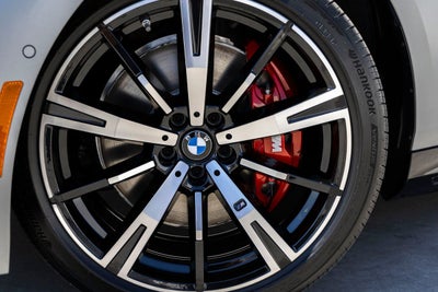 2026 BMW 5 Series 550e xDrive