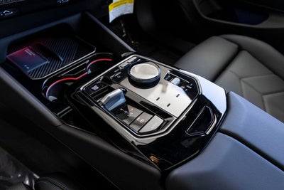 2026 BMW 5 Series 550e xDrive