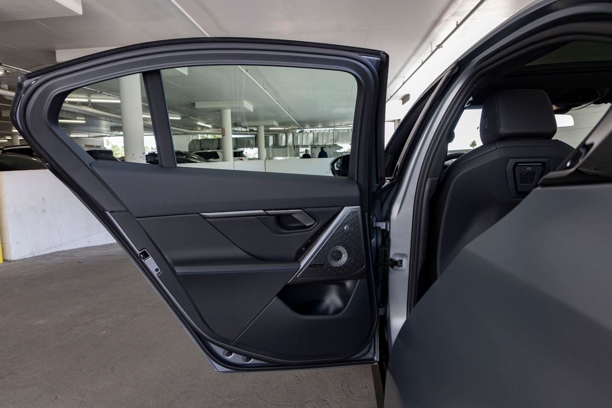 2026 BMW 5 Series 550e xDrive