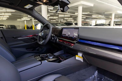 2026 BMW 5 Series 550e xDrive