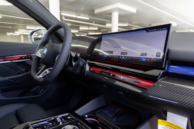 2026 BMW 5 Series 550e xDrive