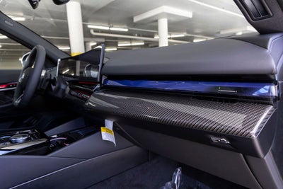 2026 BMW 5 Series 550e xDrive