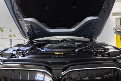 2026 BMW 5 Series 550e xDrive