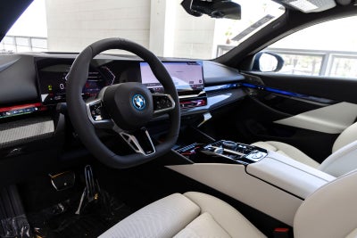 2027 BMW 550e 550e xDrive