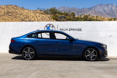 2027 BMW 550e 550e xDrive