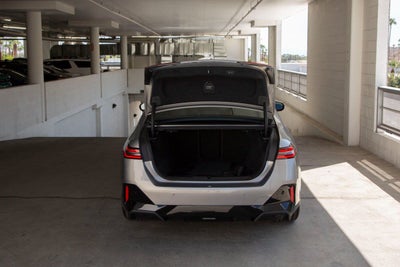 2026 BMW 5 Series 550e xDrive