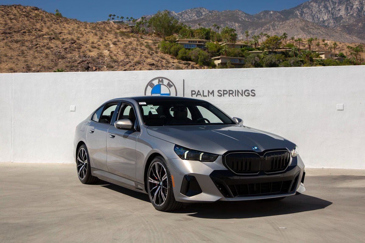 2026 BMW 5 Series 550e xDrive