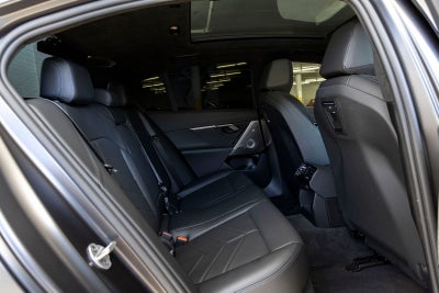 2026 BMW 550e xDrive 550e xDrive