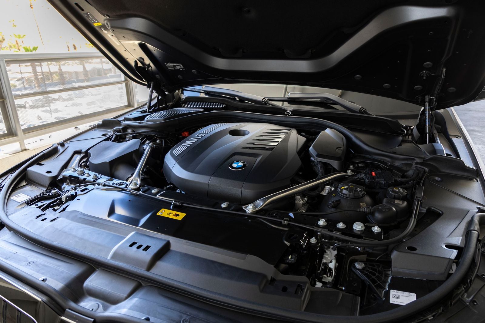 2026 BMW 550e xDrive 550e xDrive