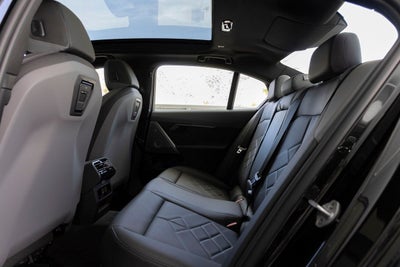 2027 BMW 550e Base