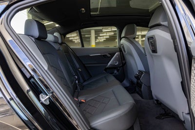 2027 BMW 550e Base