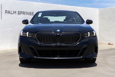 2027 BMW 550e Base