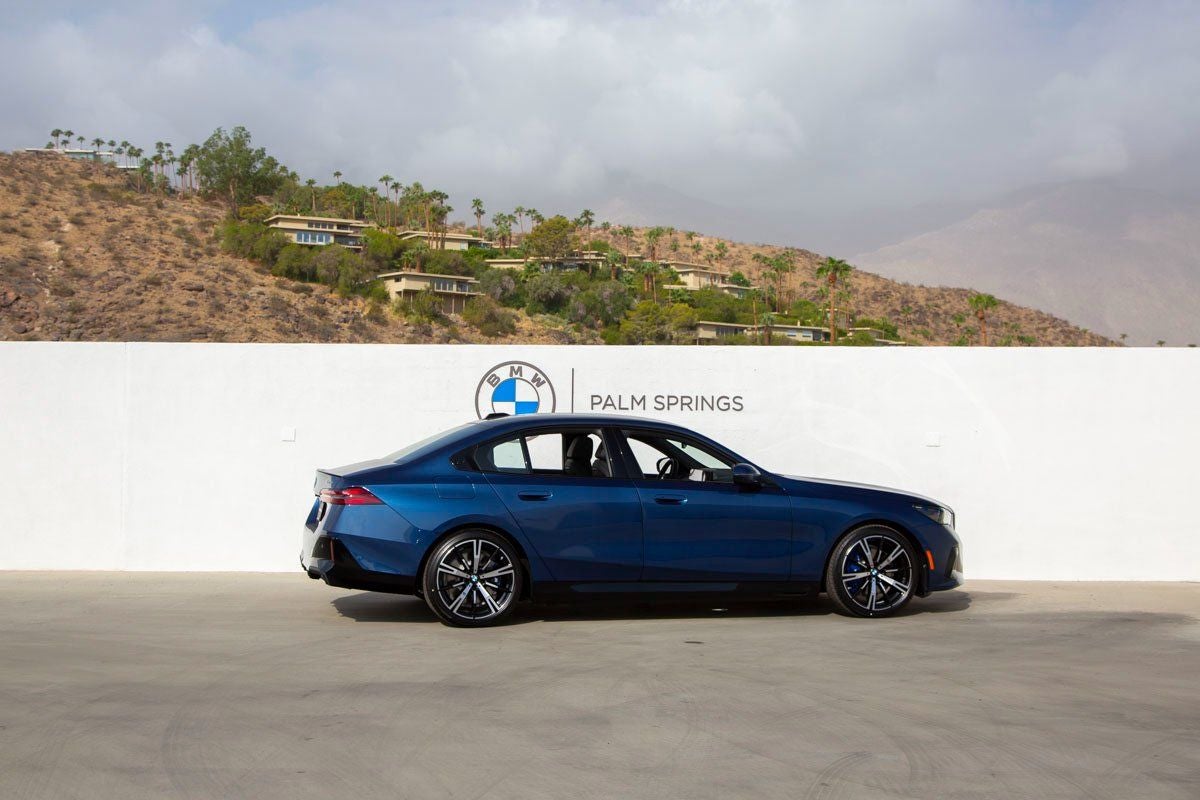 2026 BMW 550e xDrive 550e xDrive