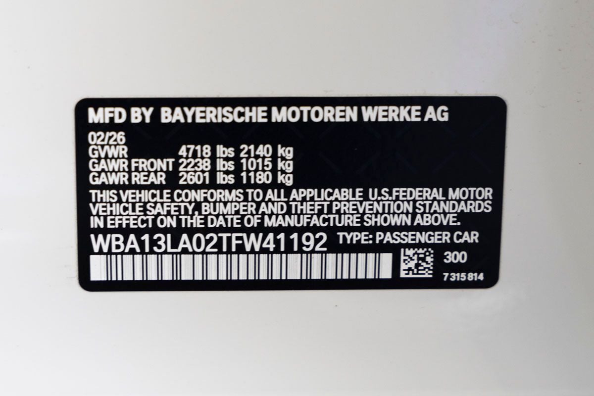 2026 BMW 330i 330i